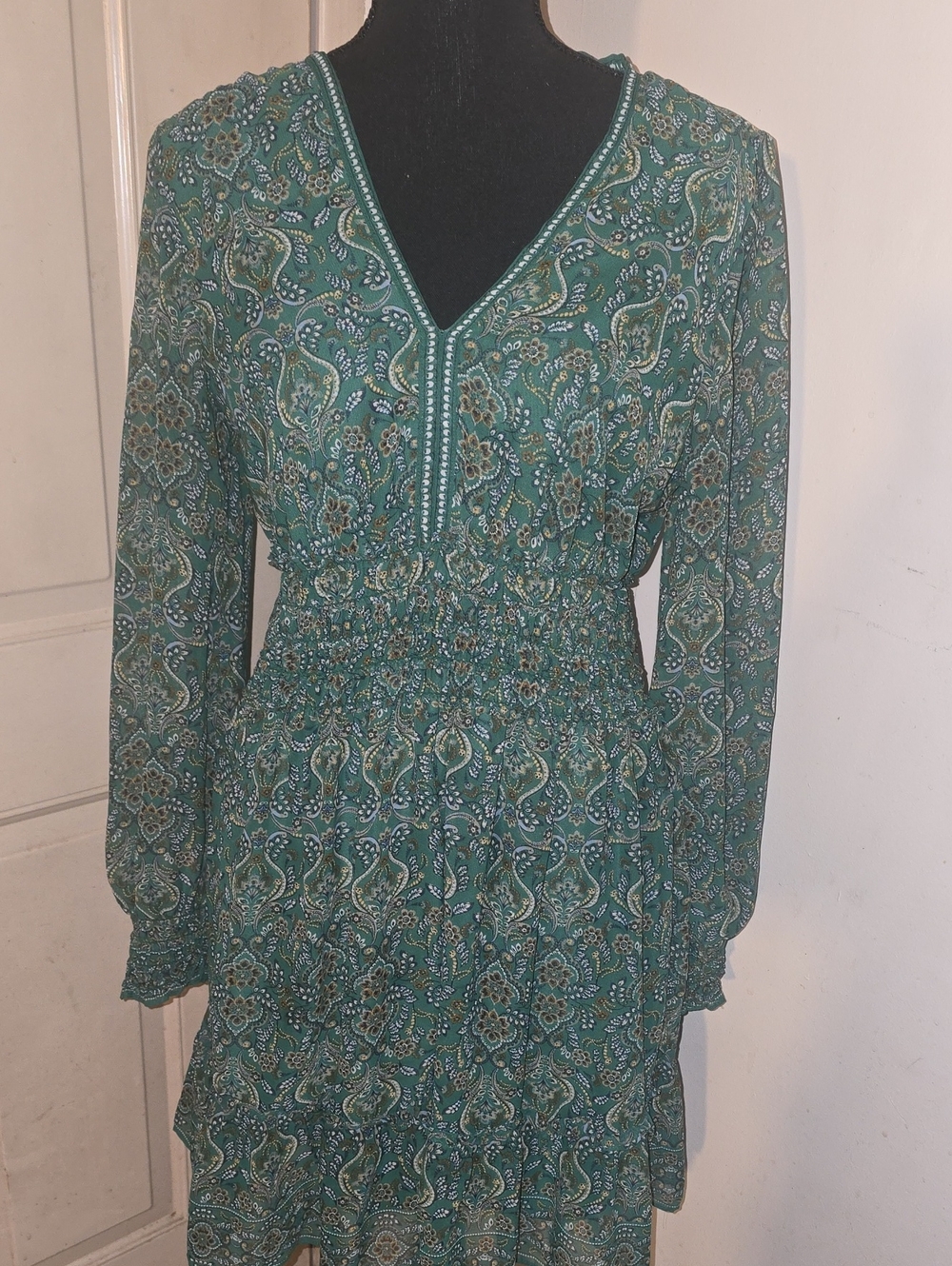 Max Studio Teal Paisley Long Sleeve Dress